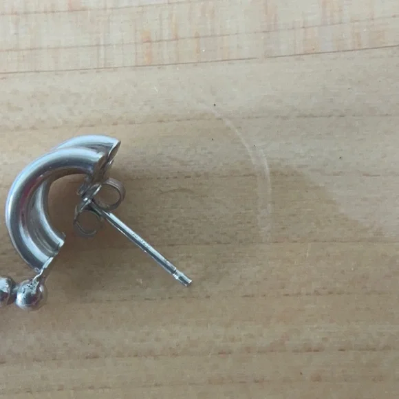 Vintage Sterling Silver Ribbed drop earrings - Picture 5 of 5